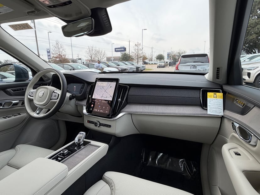 2026 Volvo XC90 - Image 9