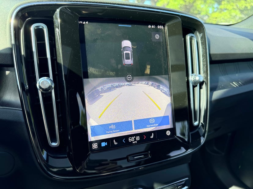2023 Volvo XC40 Recharge Pure Electric - Image 20