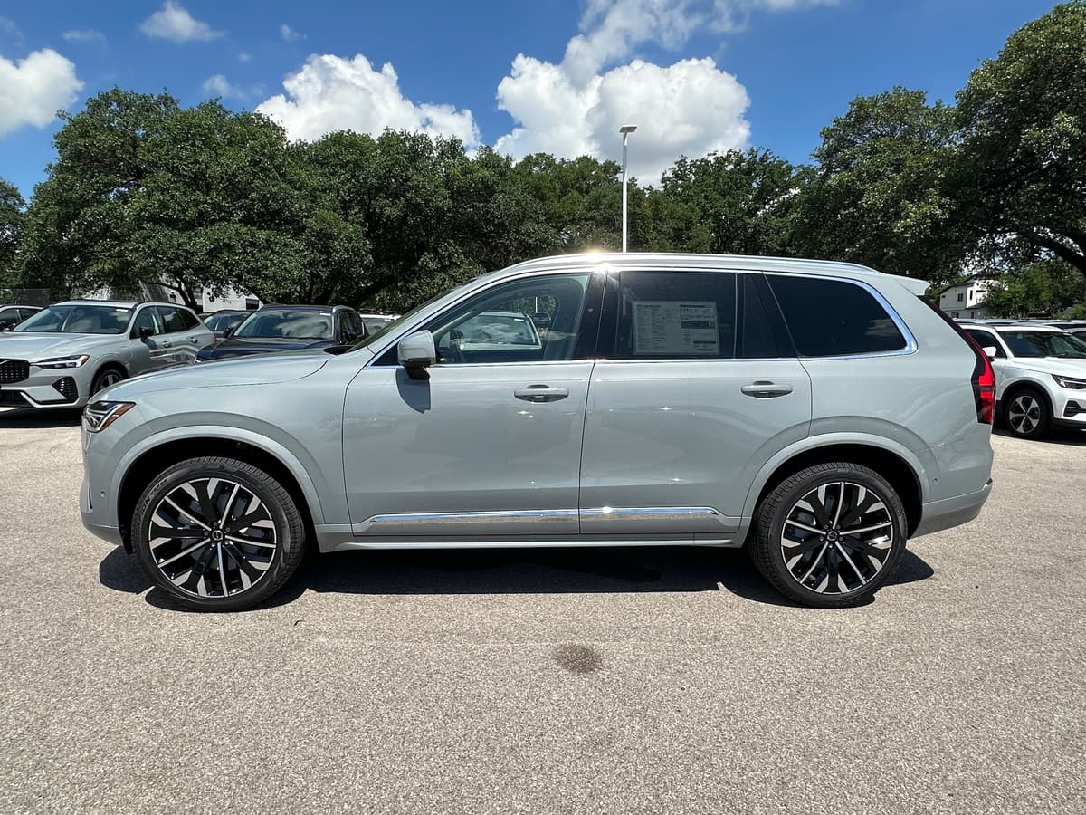 2026 Volvo XC90 - Image 3