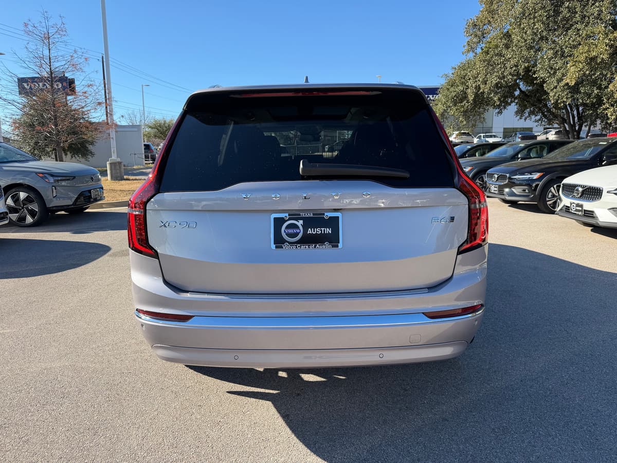 2026 Volvo XC90 - Image 5