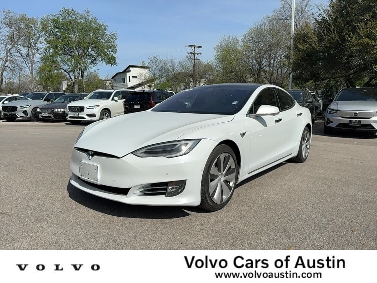 2020 Tesla Model S - Image 1