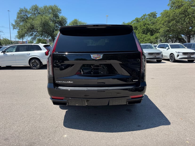 2024 CADILLAC Escalade - Image 5