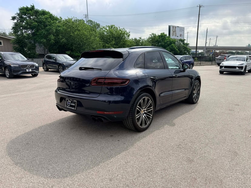 2018 Porsche Macan - Image 6