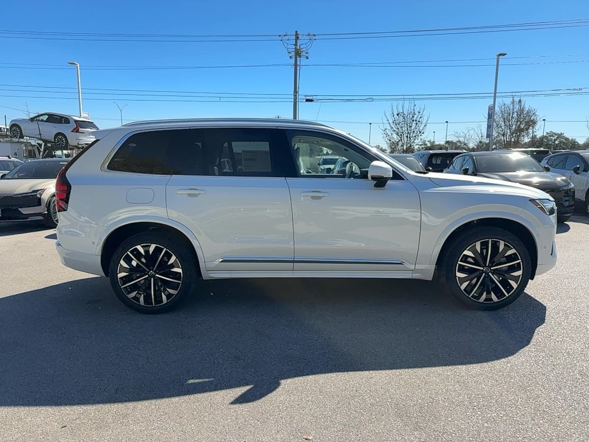 2026 Volvo XC90 - Image 7