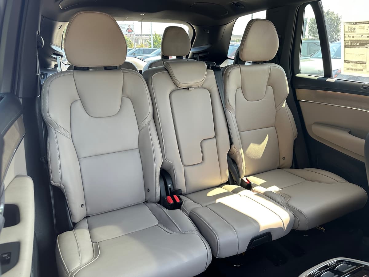 2026 Volvo XC90 - Image 10