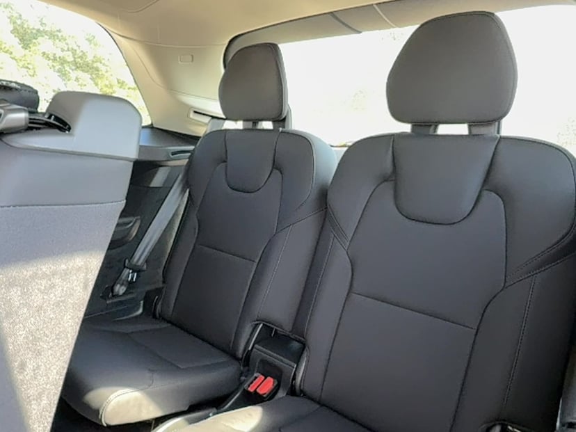 2026 Volvo XC90 - Image 17
