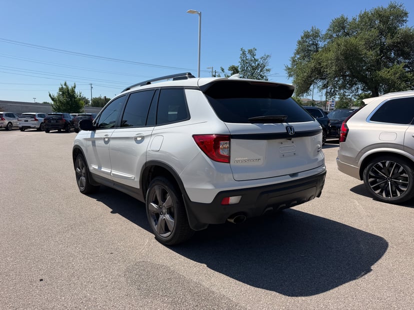 2021 Honda Passport - Image 3