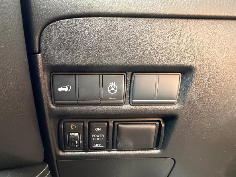 2019 INFINITI QX80 - Image 19