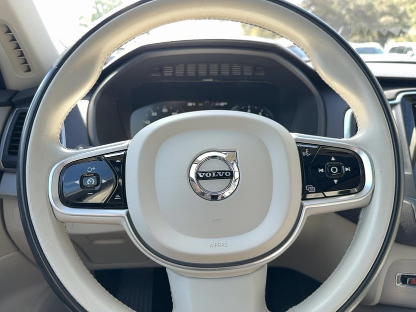 2021 Volvo XC90 - Image 16