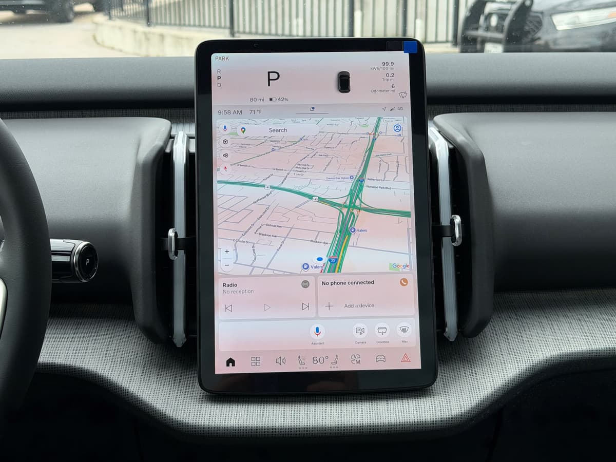 2026 Volvo EX30 Cross Country - Image 12