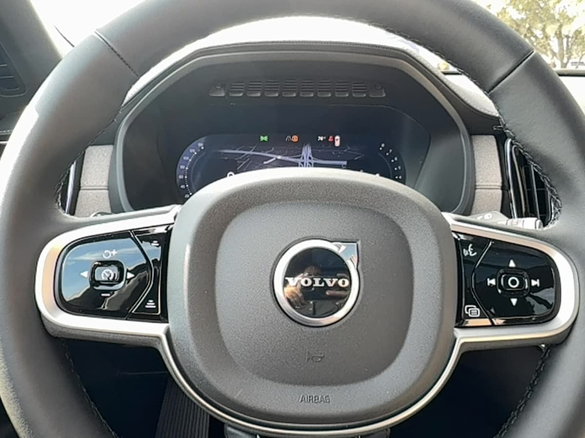 2026 Volvo XC90 - Image 20