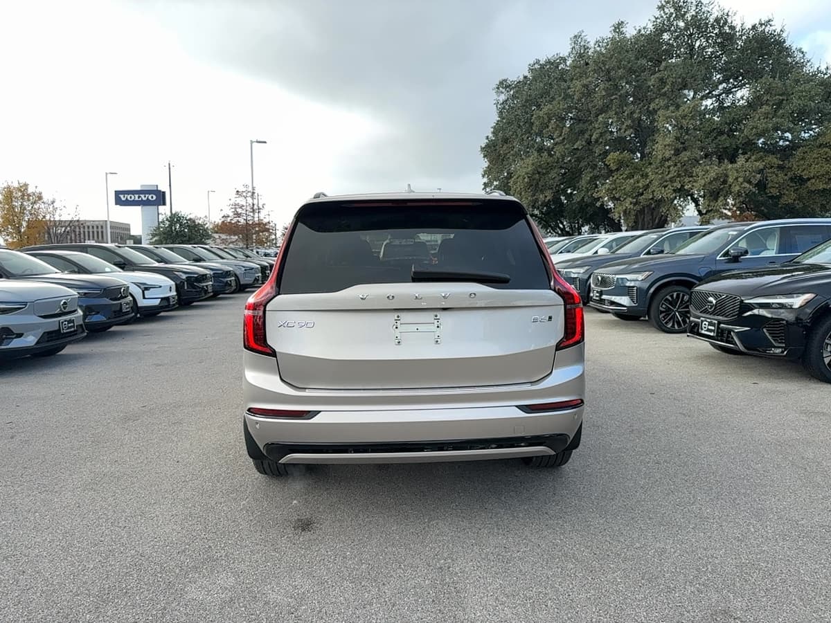 2026 Volvo XC90 - Image 5