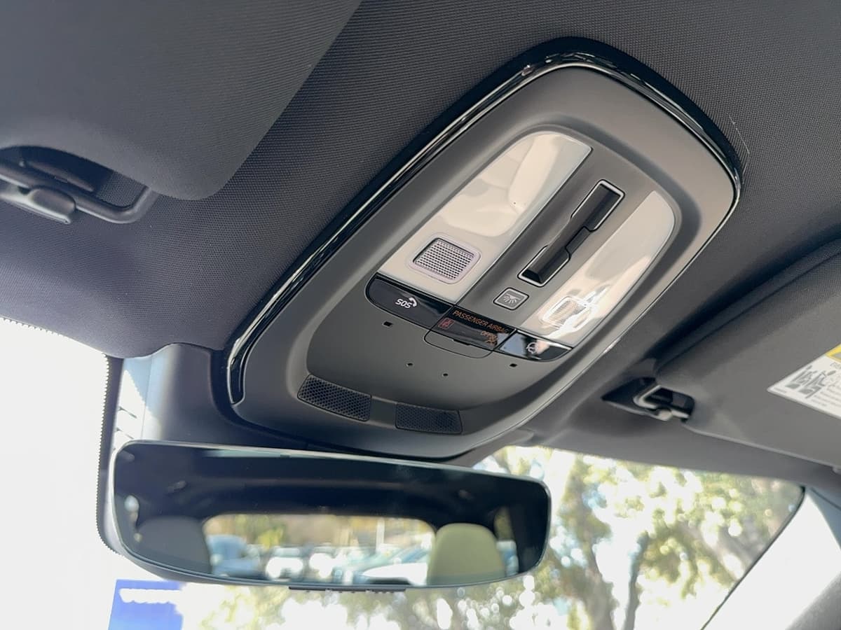 2026 Volvo XC90 - Image 25