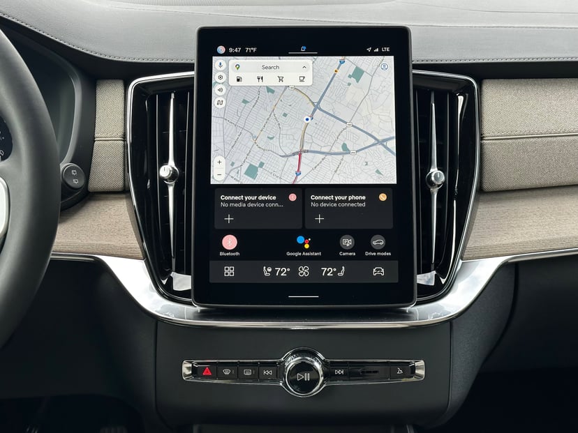 2025 Volvo XC90 - Image 12