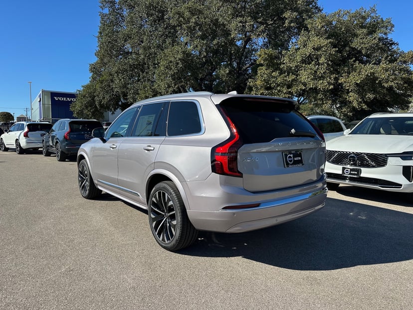 2026 Volvo XC90 - Image 3