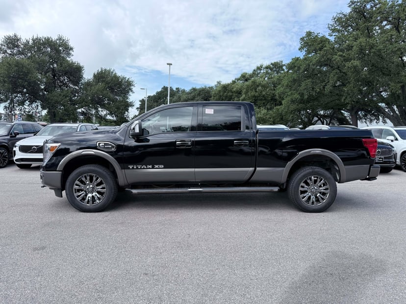 2017 Nissan Titan XD - Image 2