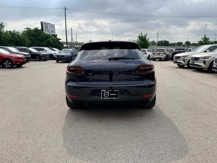 2018 Porsche Macan - Image 5