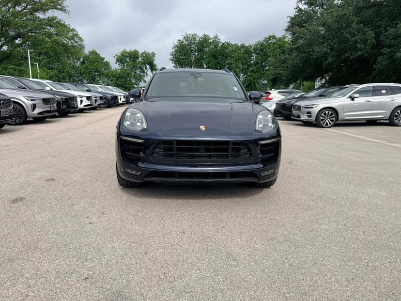 2018 Porsche Macan - Image 9