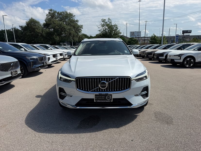 2023 Volvo XC60 - Image 7