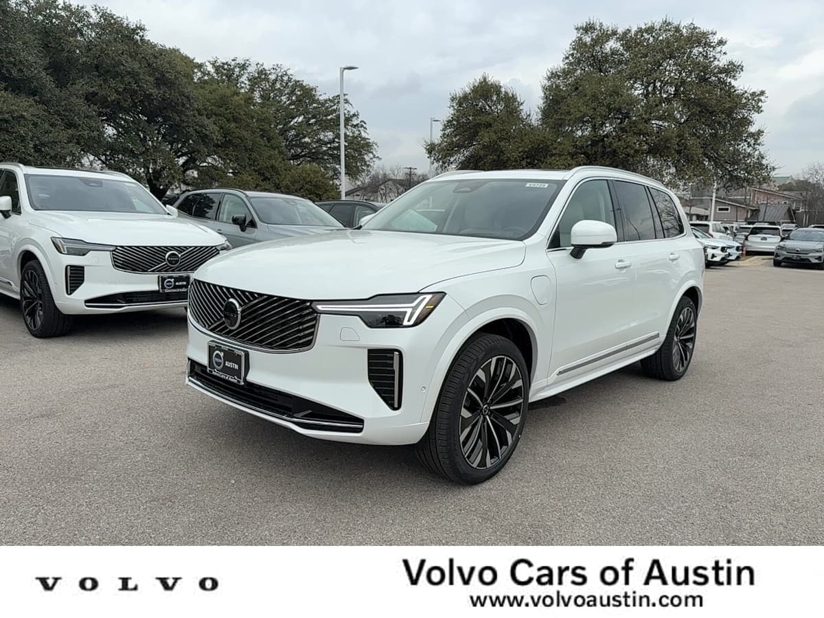 2026 Volvo XC90 plug-in hybrid - Image 1