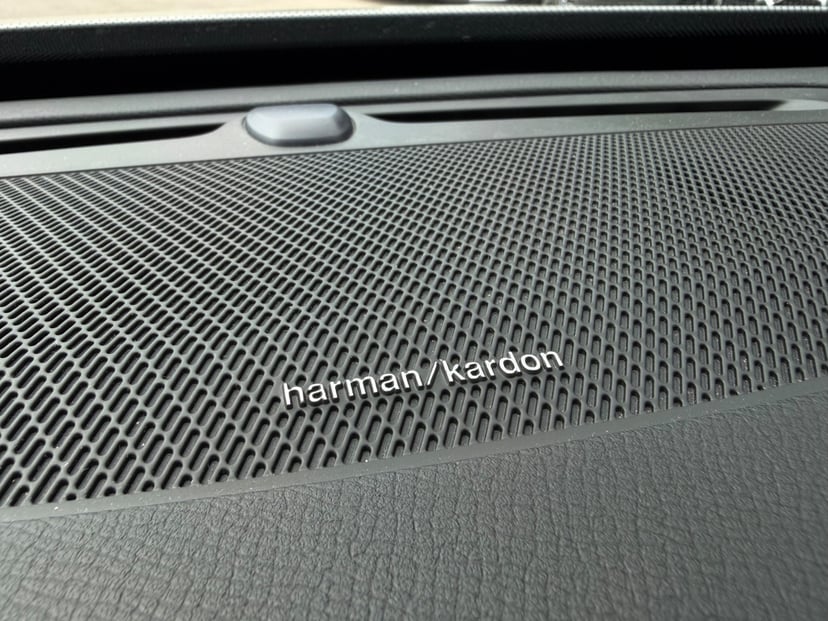 2024 Volvo XC90 plug-in hybrid - Image 20