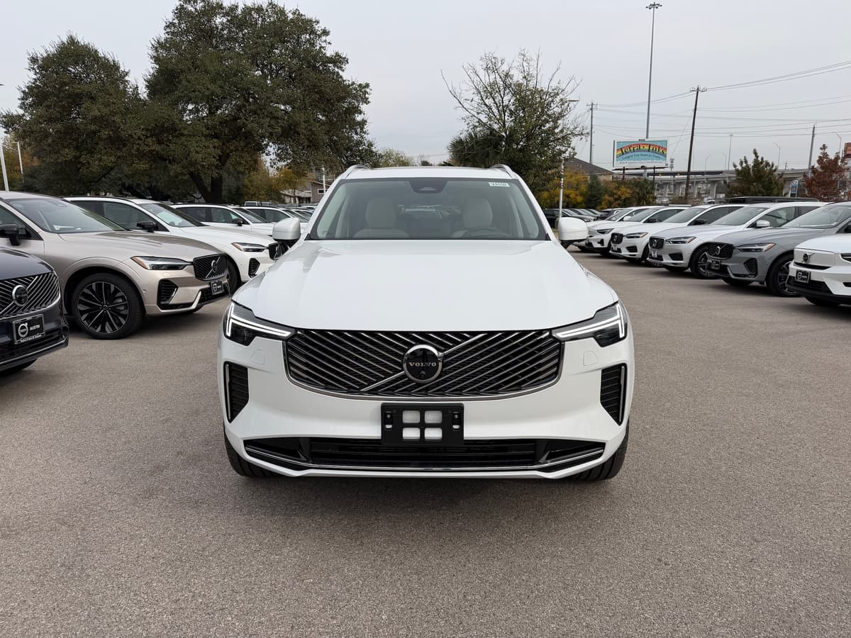 2026 Volvo XC90 - Image 6