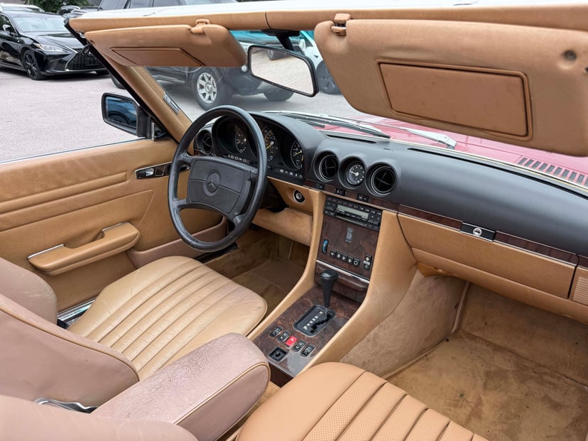 1988 Mercedes-Benz 560 - Image 25
