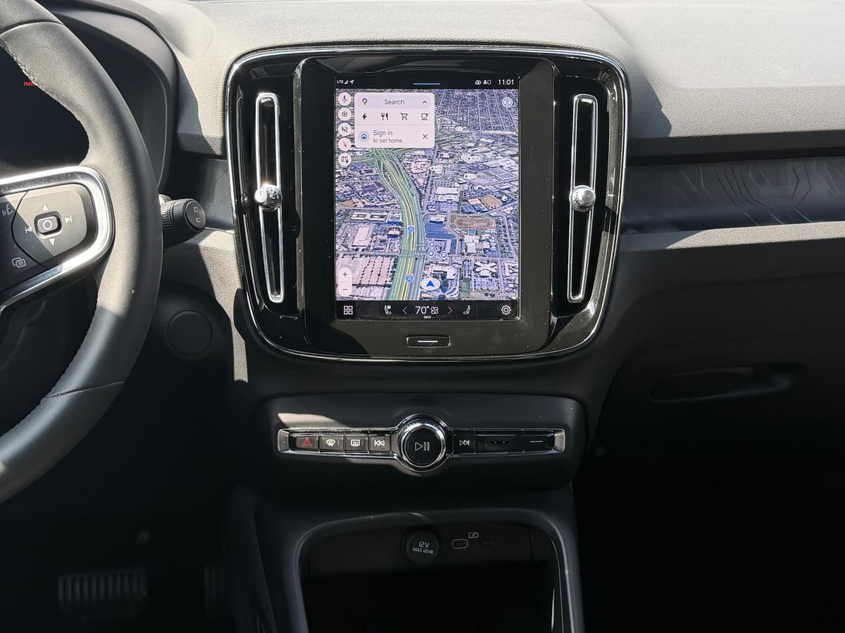 2024 Volvo XC40 Recharge Pure Electric - Image 15