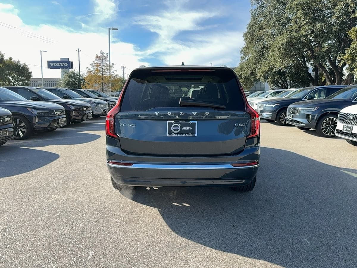 2026 Volvo XC90 - Image 5
