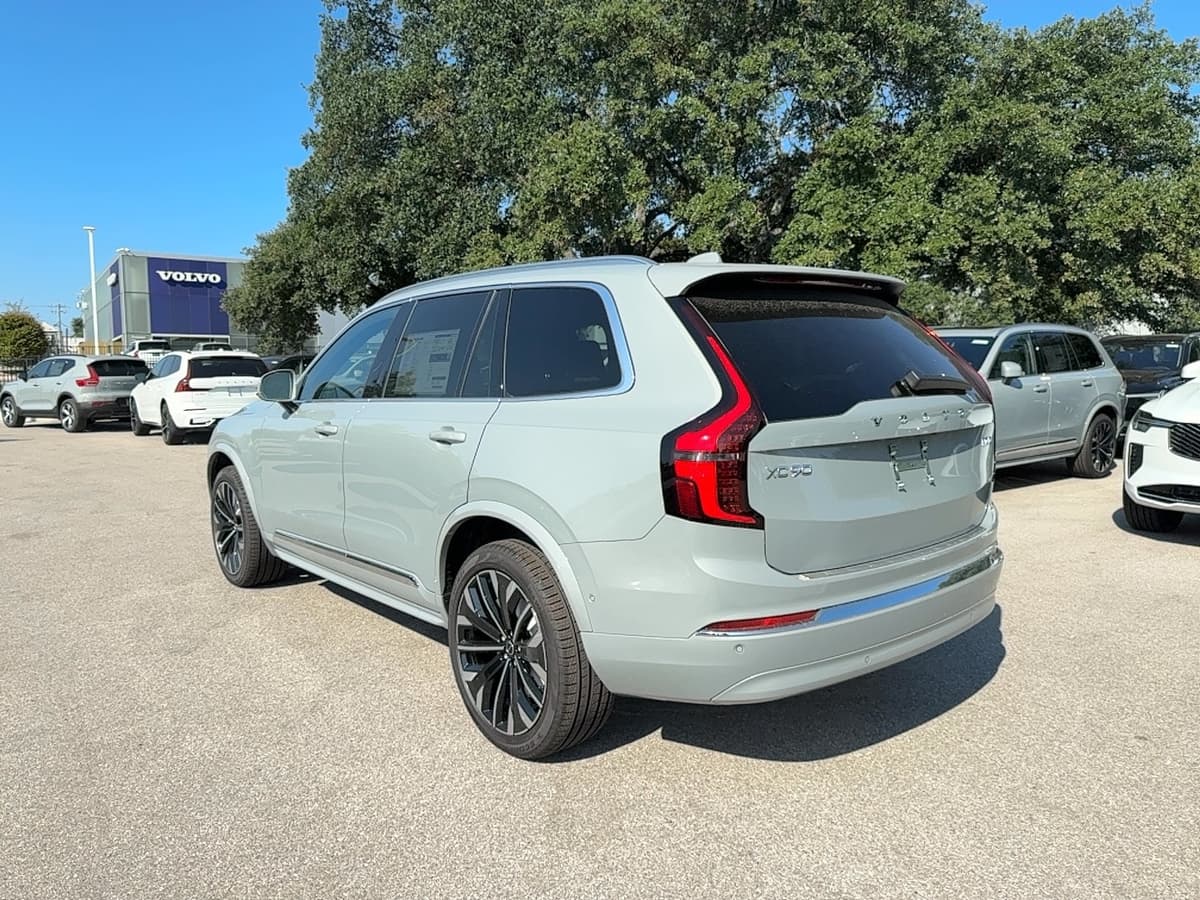 2026 Volvo XC90 - Image 4