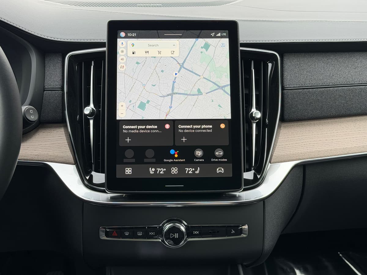 2026 Volvo XC90 - Image 13