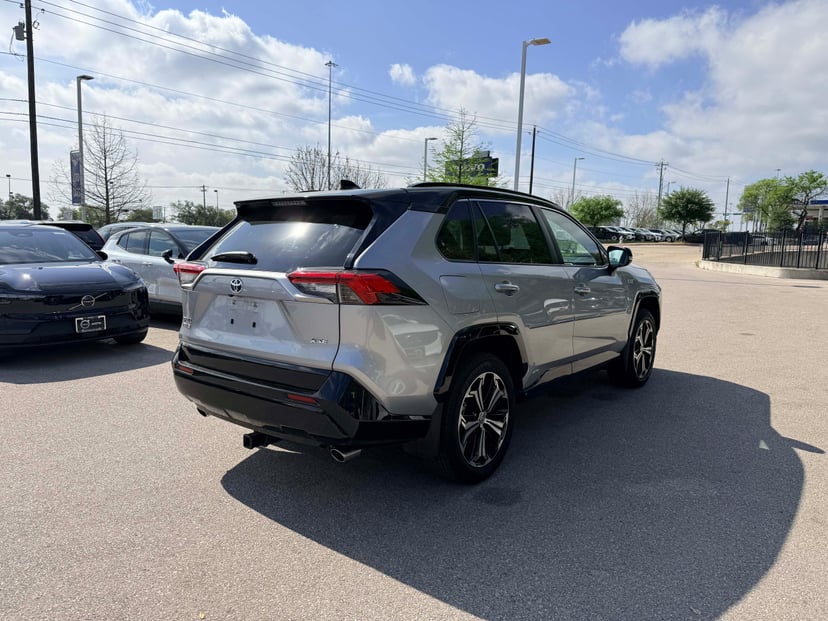 2024 Toyota RAV4 Prime - Image 5