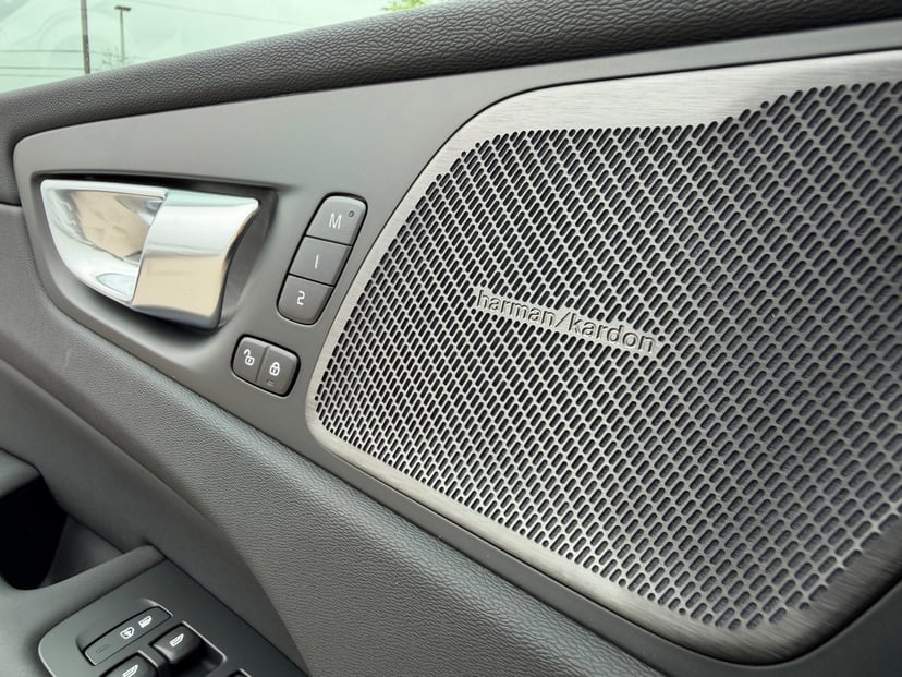 2026 Volvo XC60 - Image 14