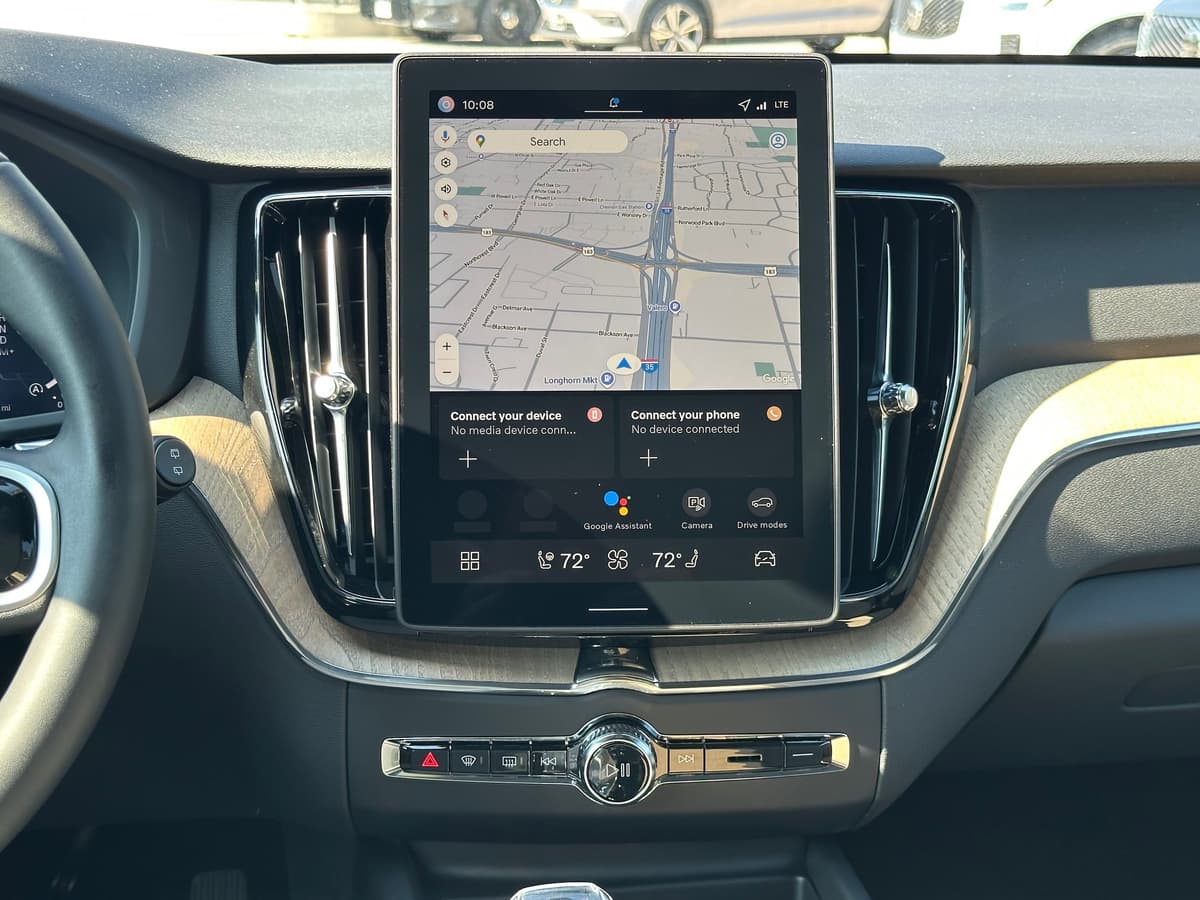 2026 Volvo XC60 - Image 12