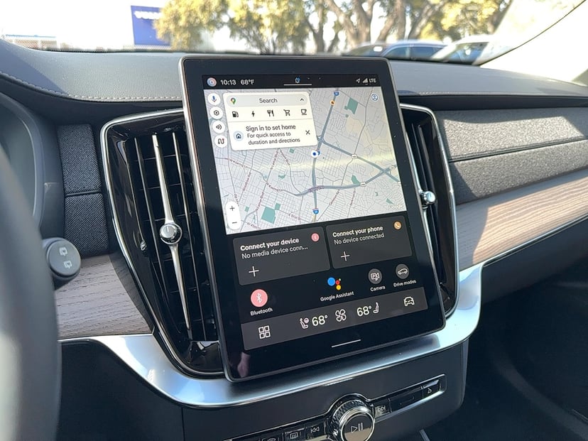 2025 Volvo XC90 plug-in hybrid - Image 21