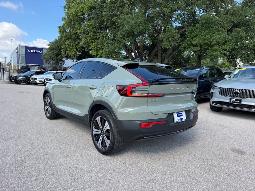 2023 Volvo C40 Recharge Pure Electric - Image 4