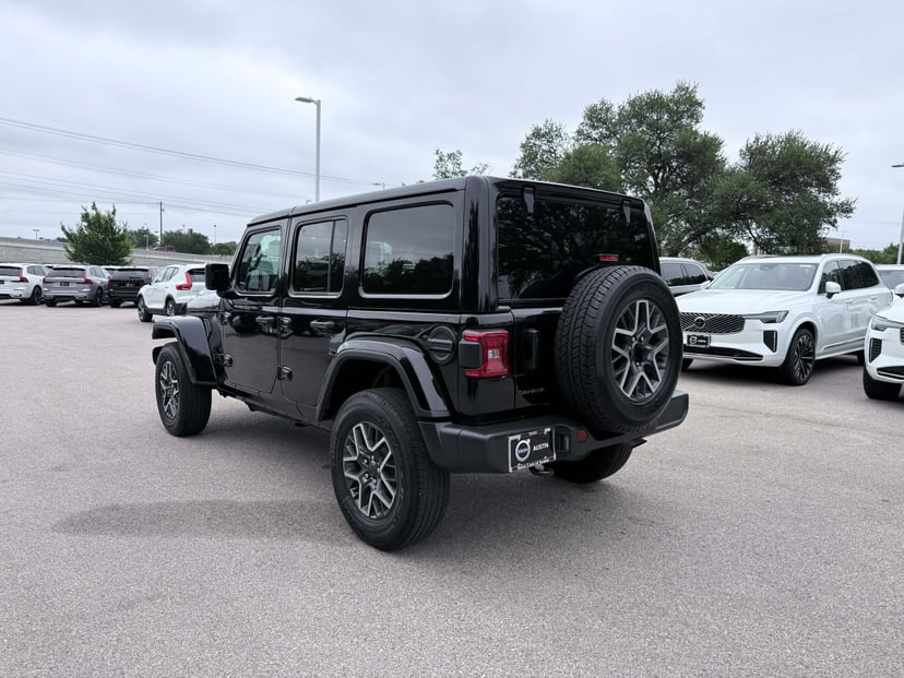 2025 Jeep Wrangler - Image 4