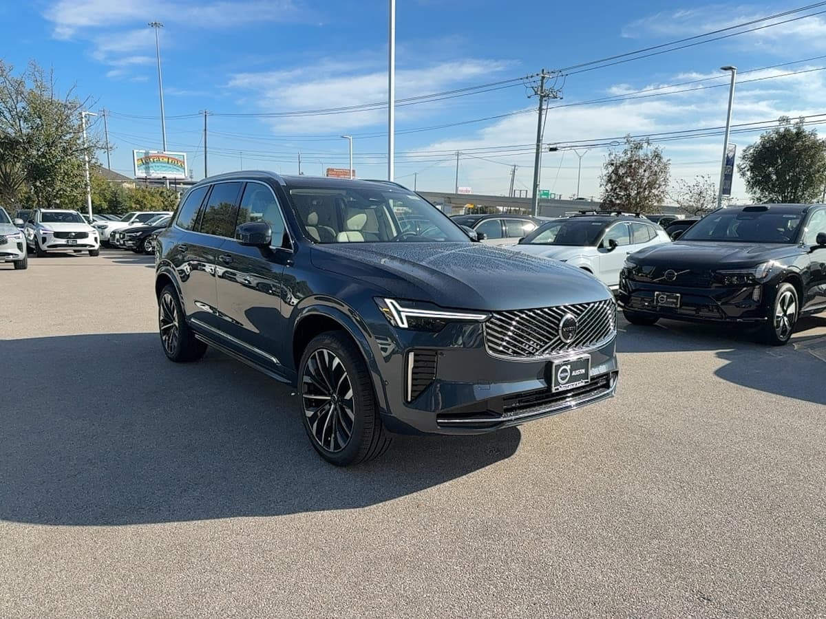 2026 Volvo XC90 - Image 7