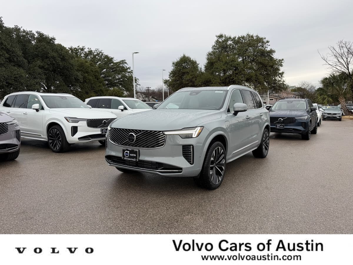 2026 Volvo XC90 plug-in hybrid - Image 1