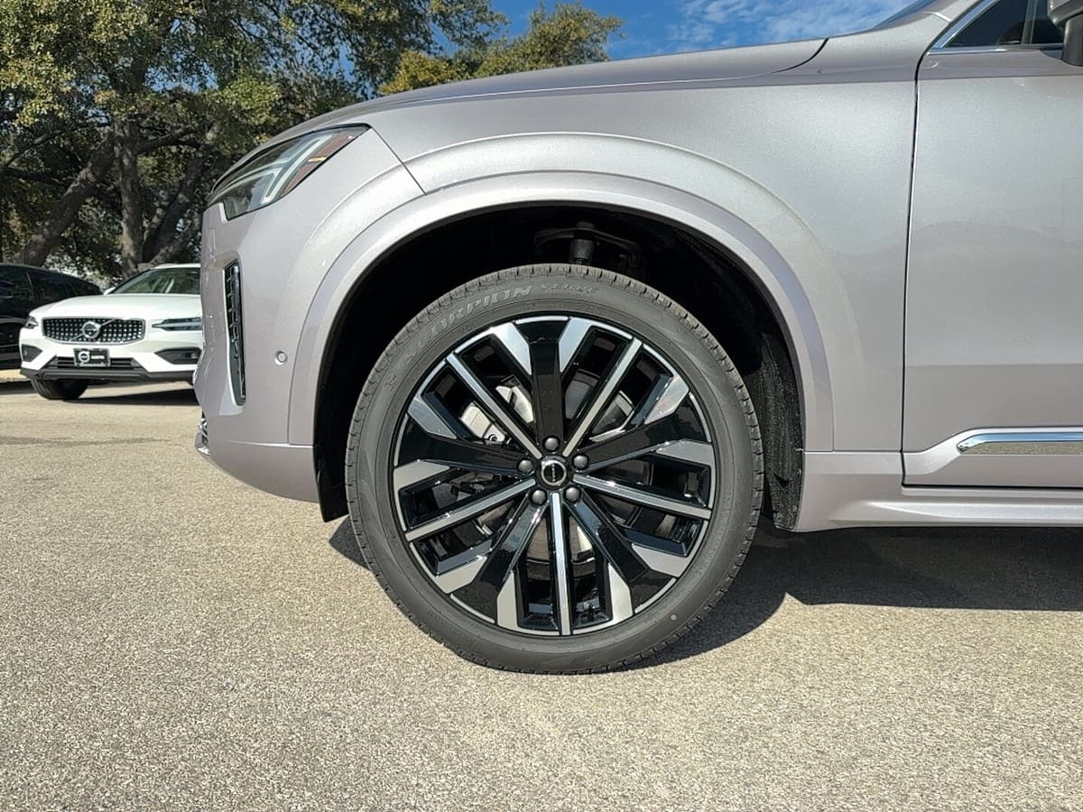 2026 Volvo XC90 - Image 9