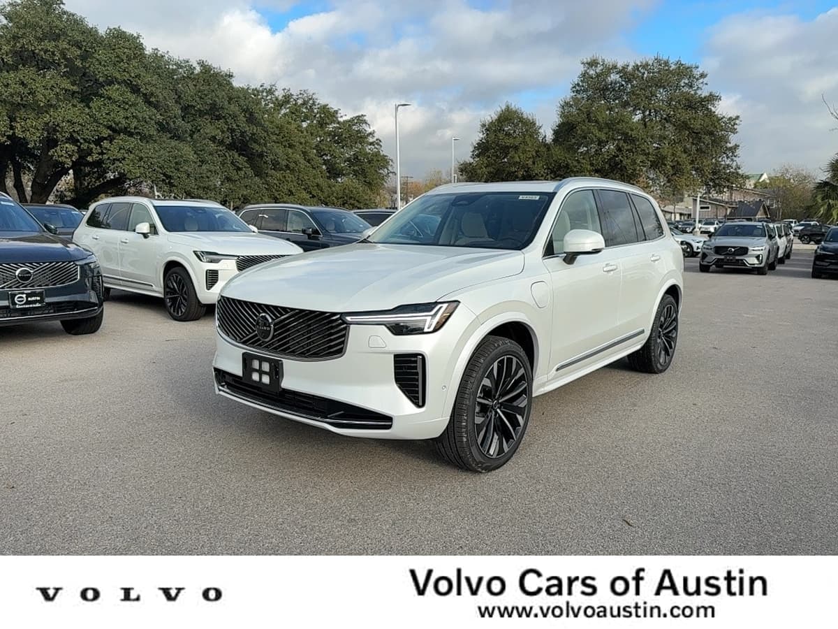 2026 Volvo XC90 plug-in hybrid - Image 1