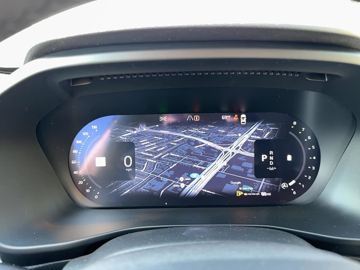 2026 Volvo XC40 - Image 17