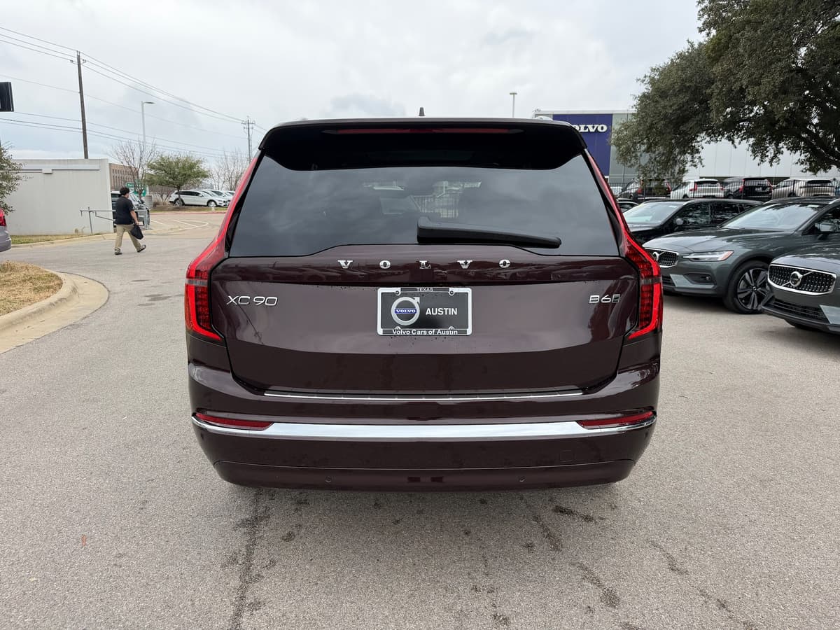 2026 Volvo XC90 - Image 5