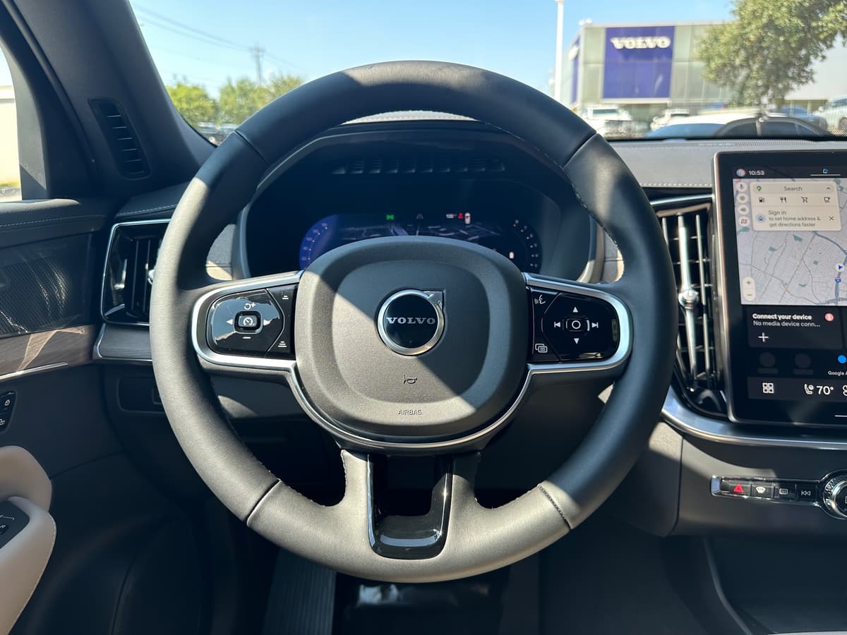 2026 Volvo XC90 - Image 15