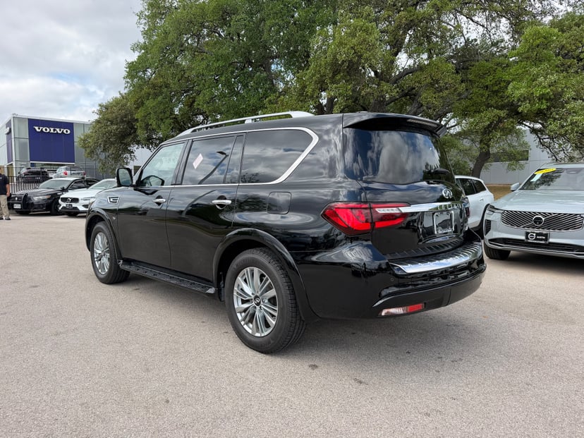 2019 INFINITI QX80 - Image 3