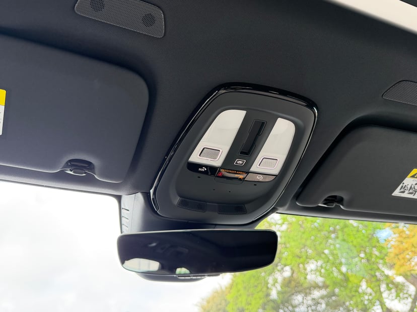 2026 Volvo XC60 - Image 14