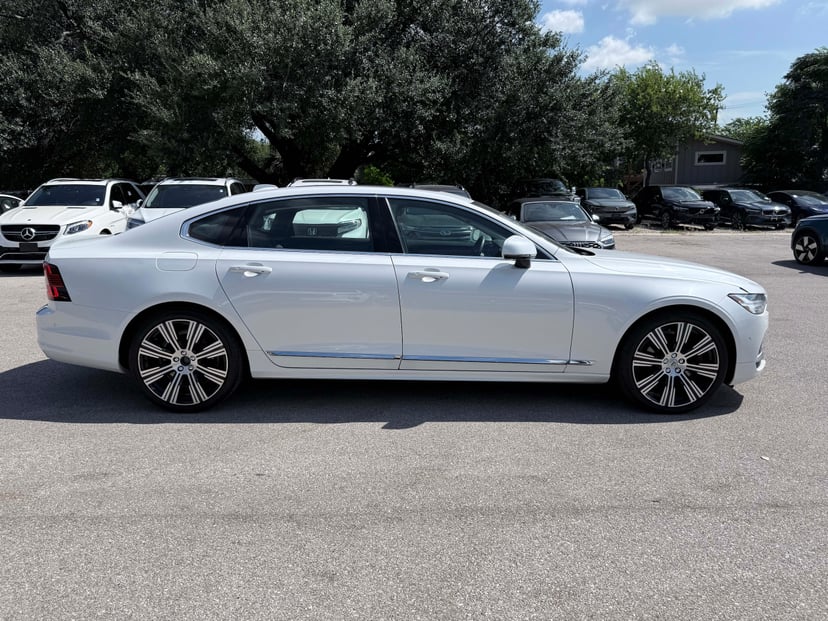 2023 Volvo S90 - Image 3