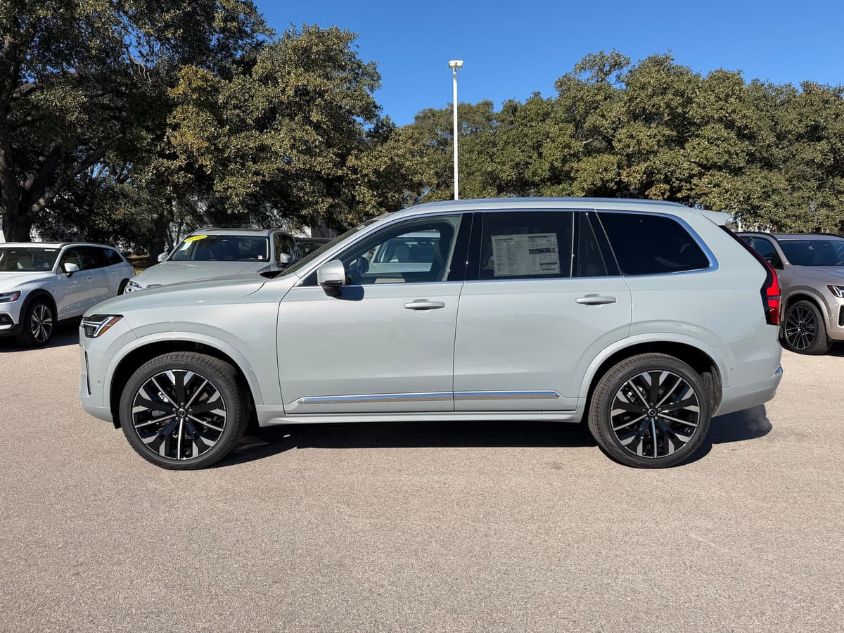 2026 Volvo XC90 - Image 3