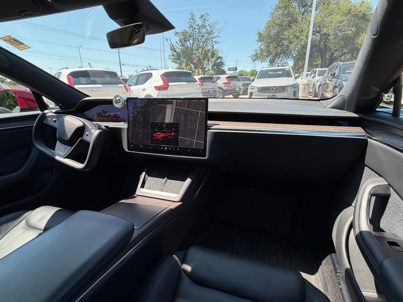 2021 Tesla Model S - Image 12