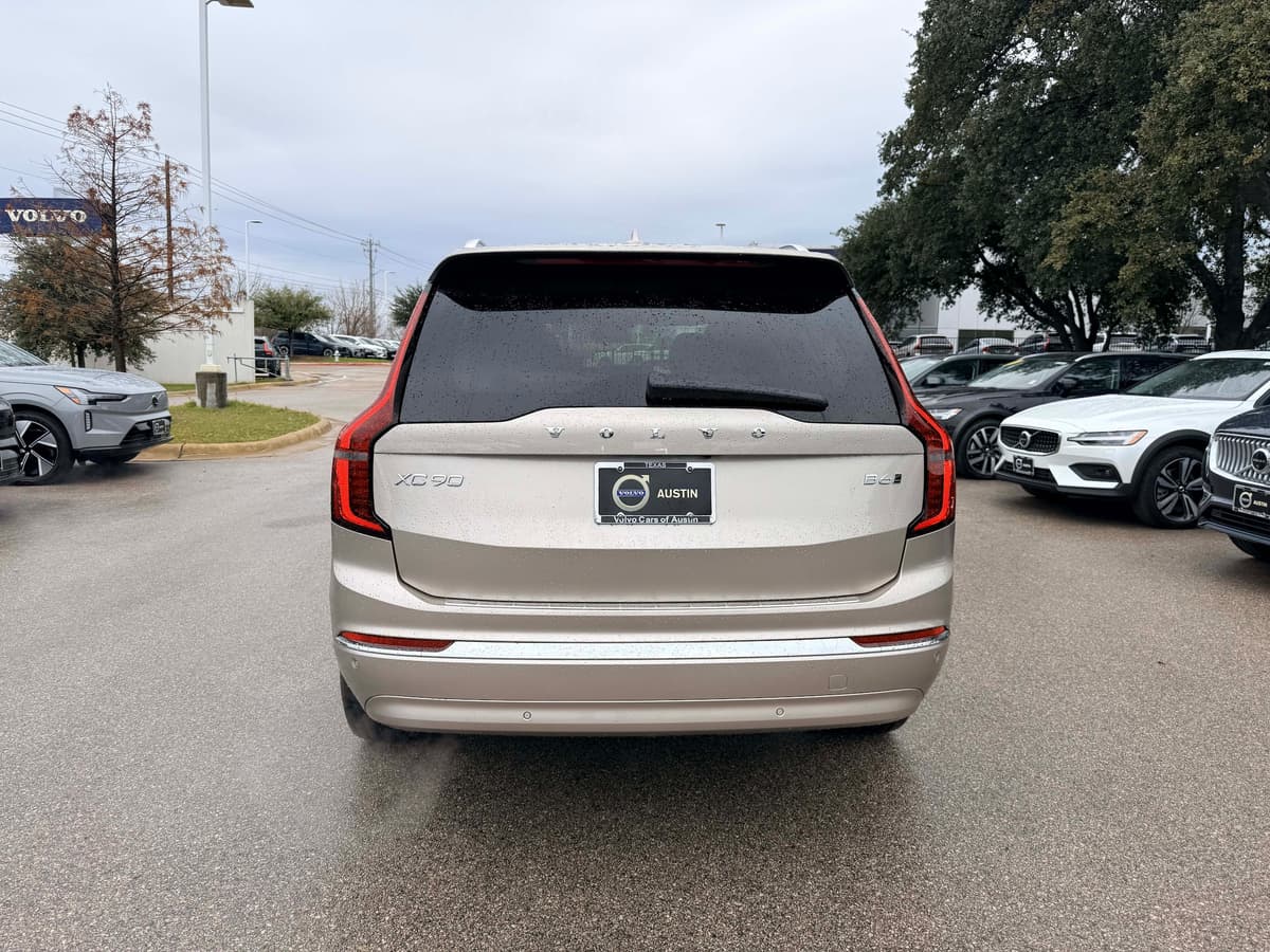 2026 Volvo XC90 - Image 5